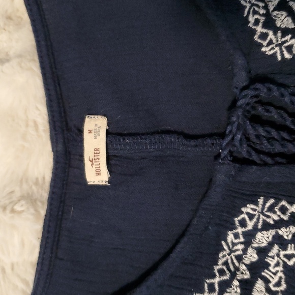 Hollister Navy Boho Top With Embroidery M - Picture 3 of 10